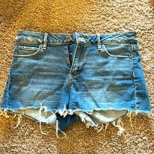 Paige shorts size 26 stretchy material. Negotiable on price.